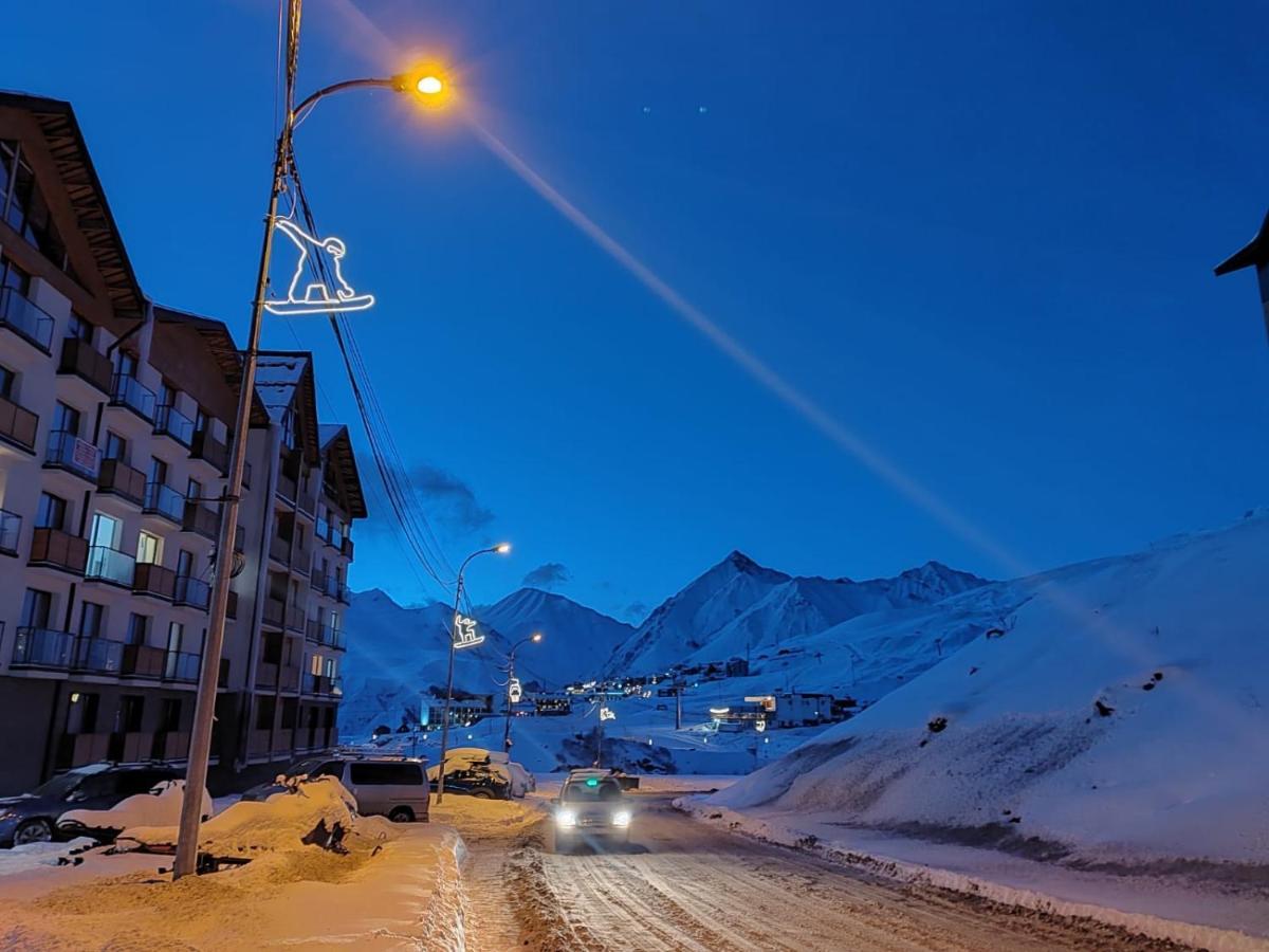 New Gudauri Redco Twins-Premium Mountain Apartment Close The Gondola Lift Exteriör bild